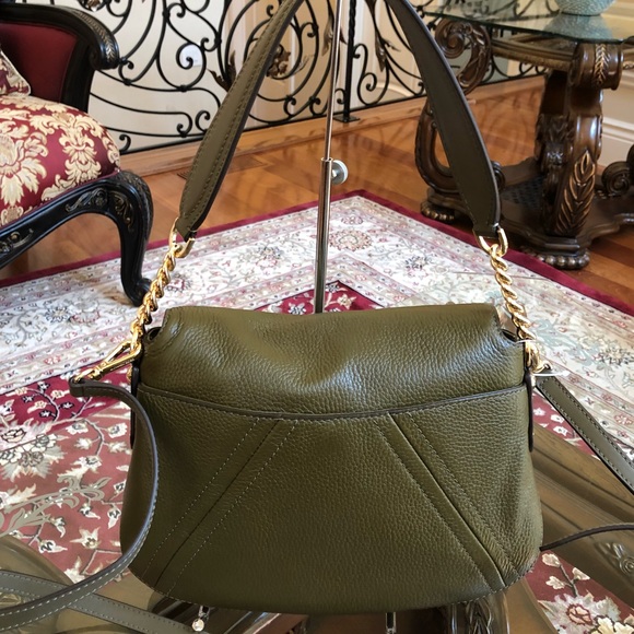 Michael Kors Aria MD Conv Handbag&wallet set - Picture 6 of 8